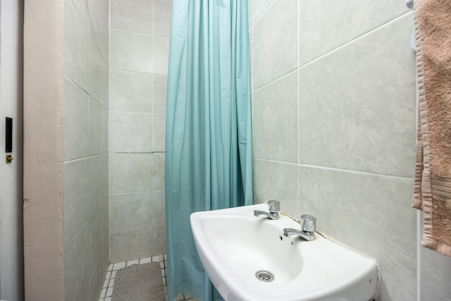 5 Bedroom Property for Sale in Rouxville Western Cape